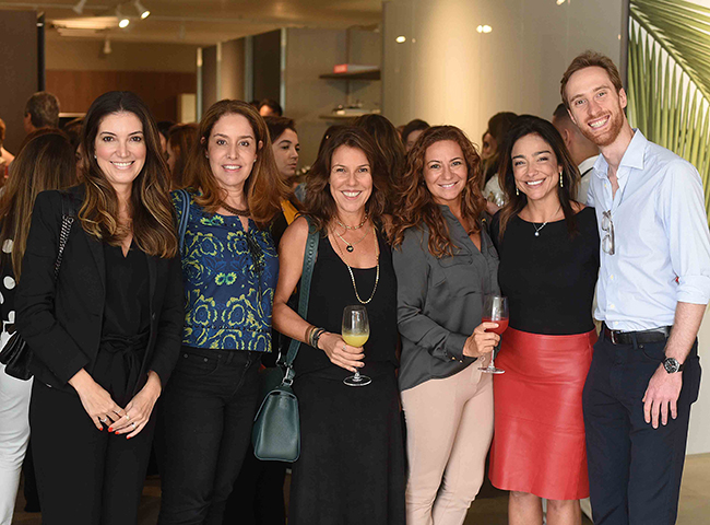 Izabela_Lessa_Anna_Malta_Andrea_Neves_Duarte_Andrea_Martins_Ana_Paula_Iespa_e_Stefan_Schattan_28131.jpg